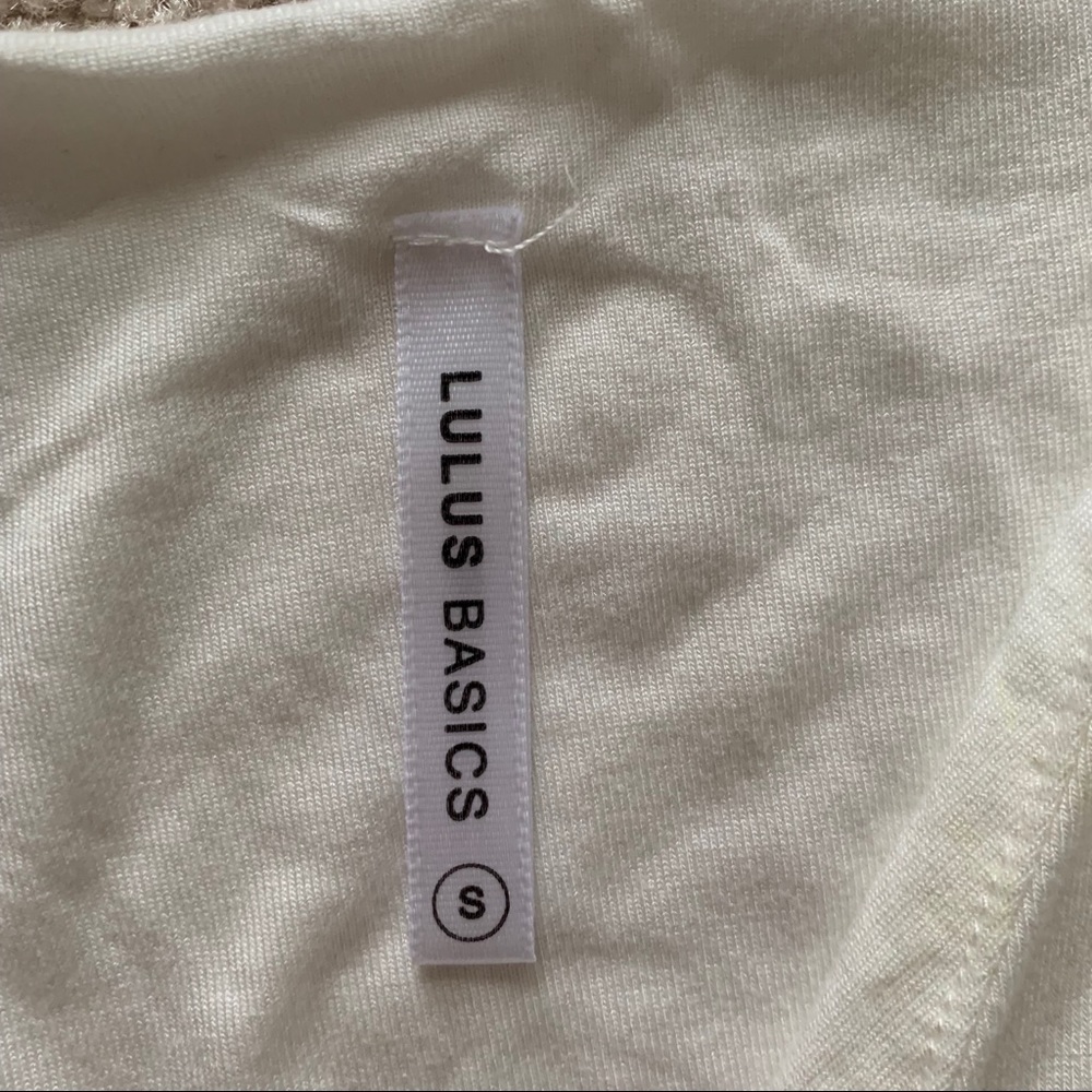 (2) Lulu’s basic tanks - Picture 10 of 11
